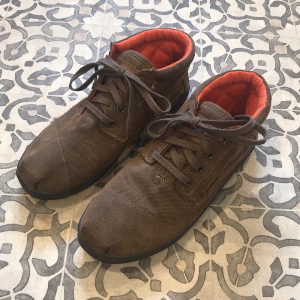 TOMS high tops